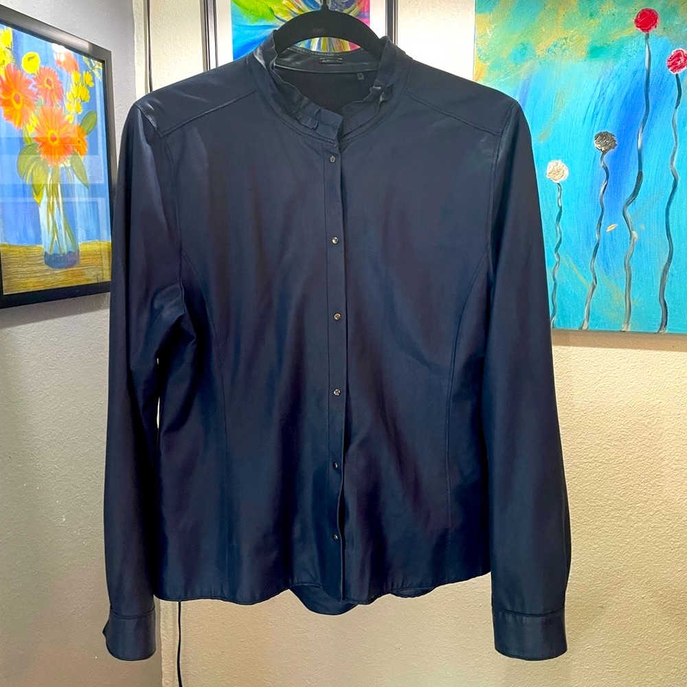 Elie Tahari 100% lamb leather jacket